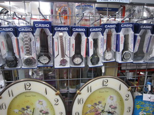 CASIO　新品メンズ腕時計　多数入荷