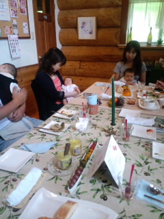 「赤ちゃんともち」ランチ会