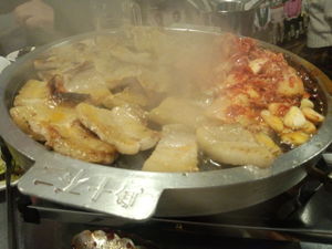 連続の韓国料理