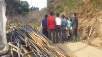 後輩の高校生１０人を朝倉市の農業ボランティアに連れて行きました。(その４)