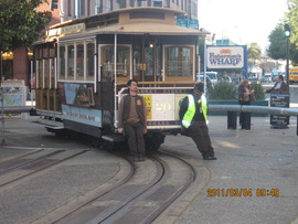 サンフランシスコの　ケーブルカー　は　楽しい　！！！