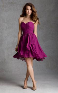 Wide shoulder brides dressing ti Wide shoulder brides dressing ti