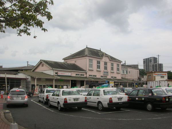 JR折尾駅のいまと過去
