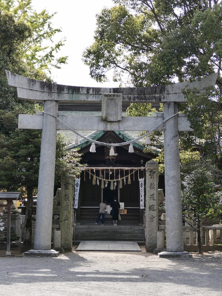 長崎街道木屋瀬宿の須賀神社に参拝。
