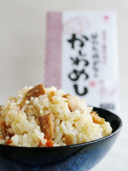 ニビシ醤油の「はかた地どりのかしわめし」。