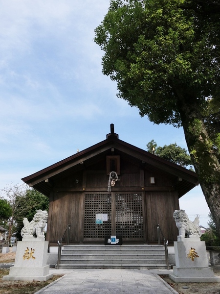 落ちない鈴で有名な太郎丸神社に参拝。