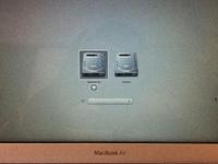 MacBookAIRでoptionキーで起動させるとWiFi