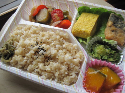 これが噂の?!　”ワクワク弁当”!!