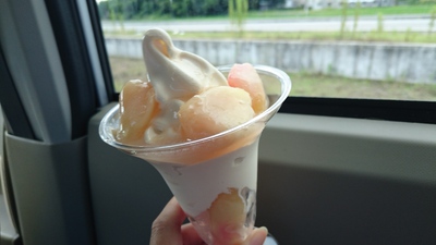 桃パフェ