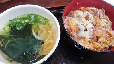お昼はめーん！！
