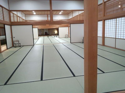 休日は！