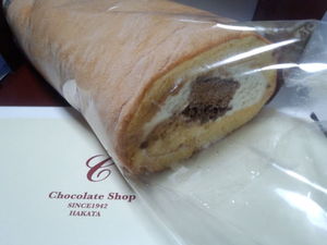 石畳ロールケーキ