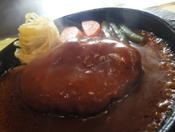 ステーキハウス蜂♪