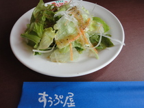 日曜ランチへ