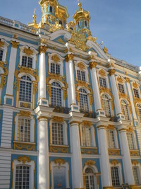 サンクトペテルブルグの　豪華な　エカテリーナ宮殿　！！！　