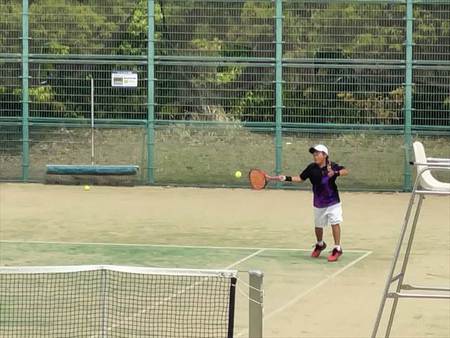 第40回全国小学生テニス選手権大会九州地域予選の結果です。