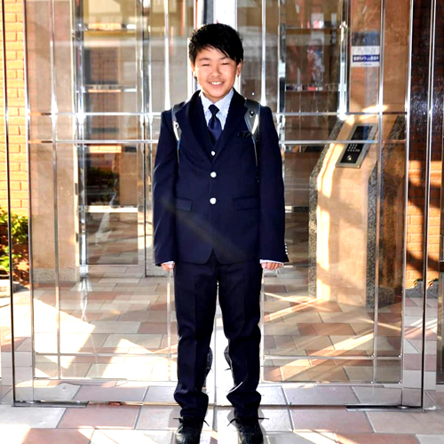 長男・彪吾　小学校生活最後の登校