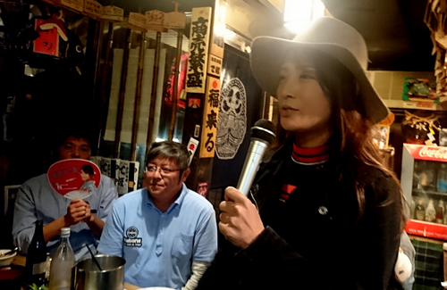 演歌歌手・那珂川仁美さん