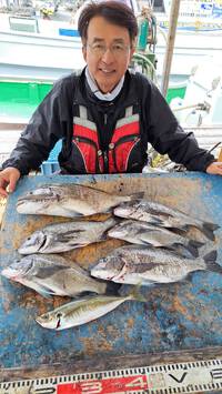 イカダ釣り