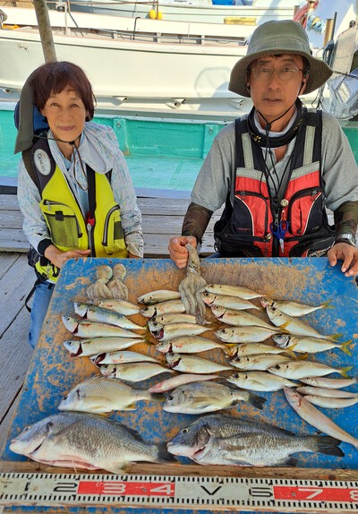 旭星釣りセンター釣果情報:イカダ釣り