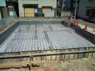 福岡市西区内浜の新築現場より
