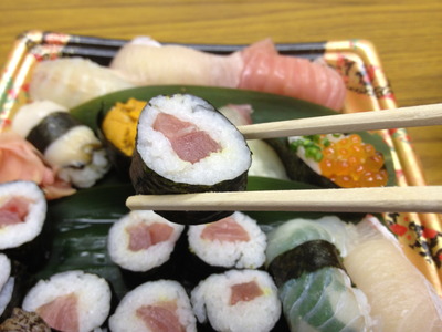 壱岐のスーパーのお魚屋さんの寿司！！