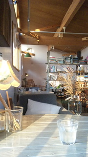 大牟田　たんぼの中のカフェ