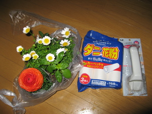 お花とコロコロと包丁とぎ器