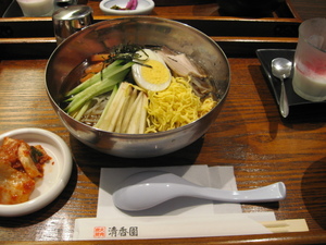韓国冷麺ランチ