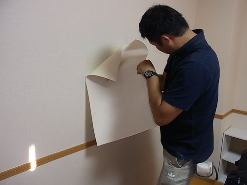 北九州で賃貸にお住まいの方で壁に穴を開けてしまったら