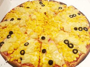 宅配ピザを注文します：吉井町「珈琲処　古代」