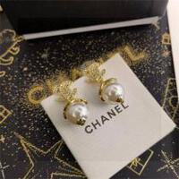 限定販売 シャネル ピアス ゴールドパール CCロゴ クリスタル装飾 CHANEL