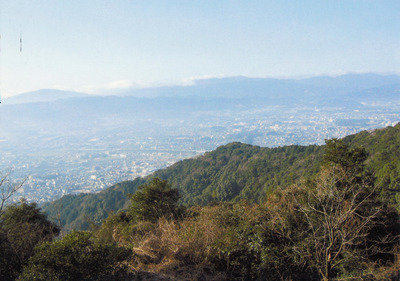 日本最古の古代山城跡を散策・「四王寺山」